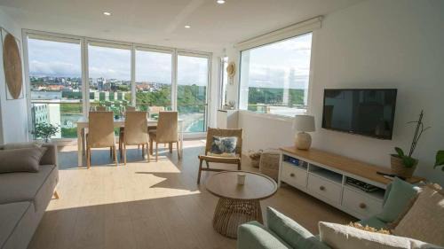 Suances Apartment | Apartamento Sunset con vistas Playa de Los Locos