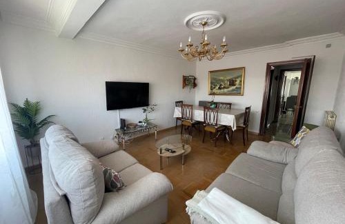Distrito Sur Apartment | Apartamento Torrebermeja