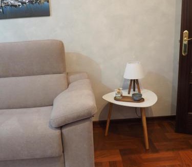 Distrito Llano Apartment | Apartamento vacacional Gijón