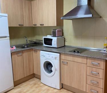 Alcaniz Apartment | Apartamentos Alcañiz, Ana