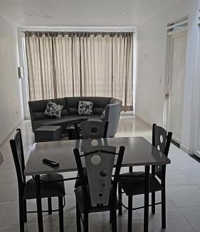 La Mesa Apartment | Apartamentos Amplios y Comodos para 4 personas