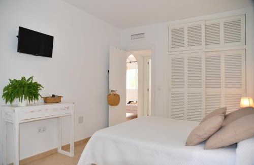 Es Pujols Apartment | Apartamentos CostaMar 1; Apartamento nº11
