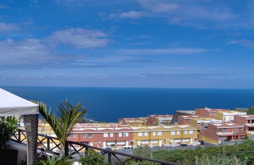 El Guincho Apartment | Apartamentos Monasterio de San Antonio - adults only - Apartment no. 1
