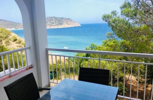 Es Figueral Beach Apartment | Apartamentos Aguas Blancas
