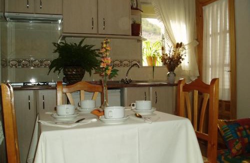 Tragacete House | Apartamentos Jucar - Hotel Rural