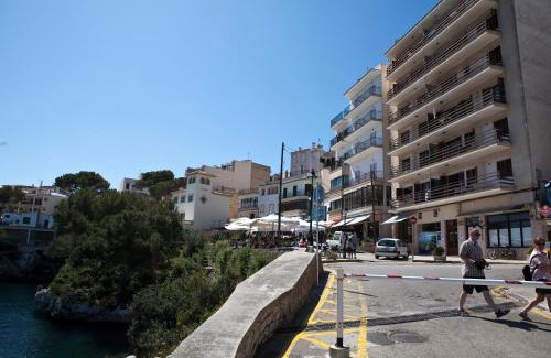 Cala Figuera Apartment | Apartamentos Llevant