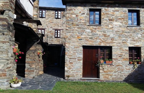 San Tirso de Abres Apartment | Apartamentos Los Castros