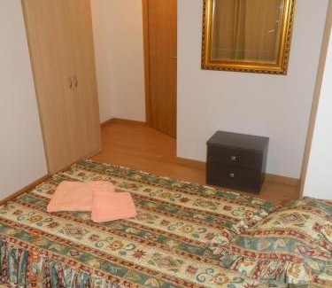Alcaniz Apartment | Apartamentos Mequedo