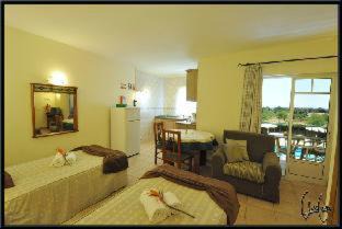 Vale de Parra Apartment | Apartamentos Monte dos Avós, Albufeira by AlgarveBlossom