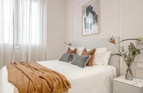 San Jorge Apartment | Apartamentos Pamplona by Clabao