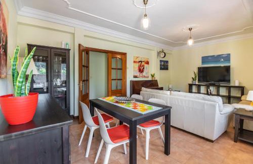 Laredo Apartment | Apartamentos privados con jardín y barbacoa compartida en Laredo