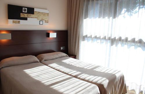 Castelldefels Apartment | Apartamentos Royal Marina Gardens