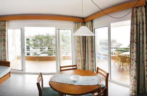 Cala Figuera Apartment | Apartamentos Villa Sirena