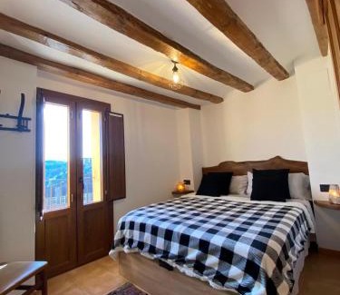 Cardona Apartment | Apartaments Turístics LA FONTETA