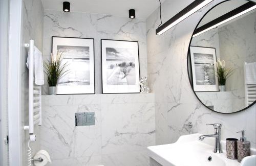 Ustka Apartment | Apartamenty Royal Maris 3 - najlepsza lokalizacja w Ustce, blisko plaży i portu, bezpłatny parking, ścisłe centrum