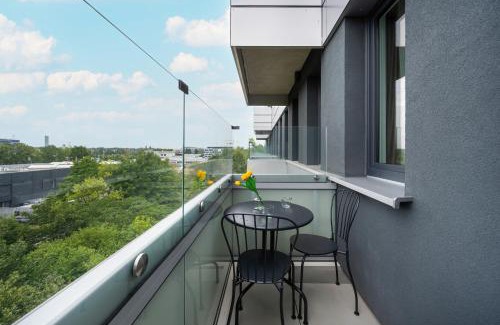Krzyki Apartment | Apartamenty Zwycięska z klimatyzacją, FREE GARAGE Wrocław by Noclegi Renters