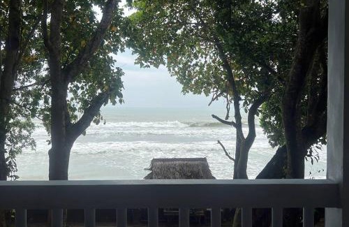 Carita Apartment | Apartemen carita Anyer view laut
