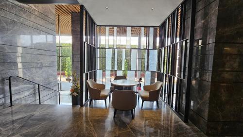 Pinang Apartment | Apartement Springwood By LiviRooms Tangerang