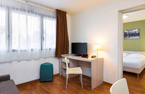 Dinan - Saint-Malo Apartment | Aparthotel Adagio Access Rennes Centre