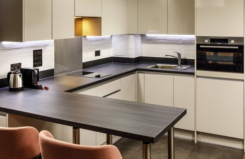 Sutton Central Apartment | Aparthotel Adagio London Sutton Point