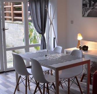 Humpolec Apartment | Apartmán Doupě