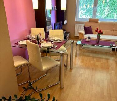 Rastislavice Apartment | Apartmán Fialka