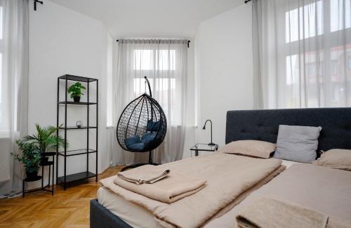 Tabor Apartment | Apartmán náměstí Františka Křižíka