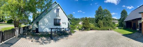 Stara Cervena Voda Apartment | Apartmán Na Stezce