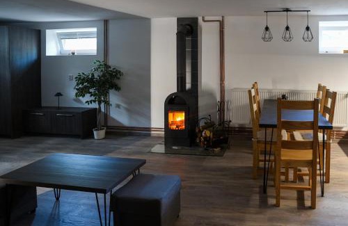 Stara Cervena Voda Apartment | Apartmán Na Stezce