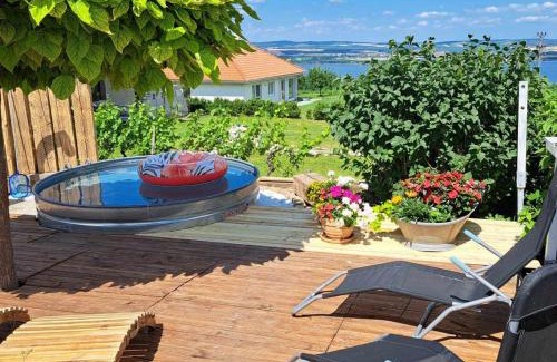 Pavlov House | Apartmány Buket