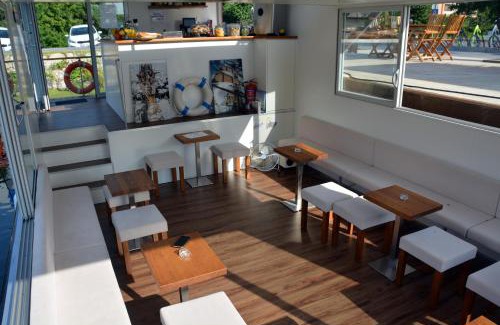 Petrov House | Apartmány Petrov, Baťův kanál