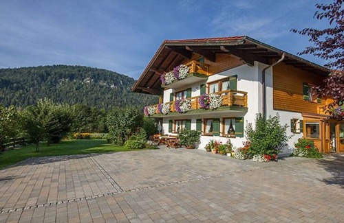 Weissbach an der Alpenstrasse Apartment | Apartment 3 *