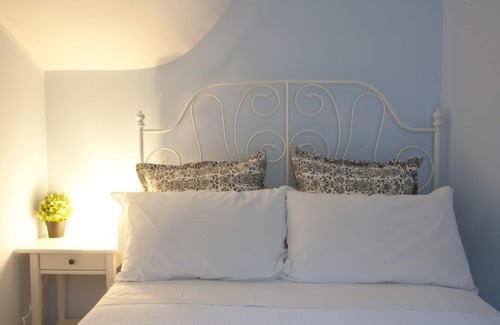 Macari Apartment | Apartment for 4 people with common veranda overlooking the sea