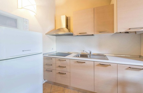 San Felice del Benaco Apartment | Apartment 'Antica Torre Virgilio' with Mountain View, Wi-Fi and Air Conditioning