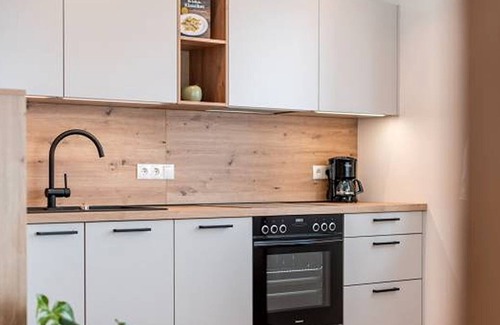 Tramin Apartment | Apartment 'Katherina' with Mountain View, Shared Pool and Wi-Fi