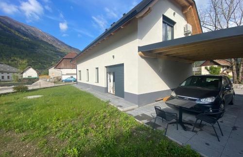 Cezsoca Apartment | Apartma Gojsa