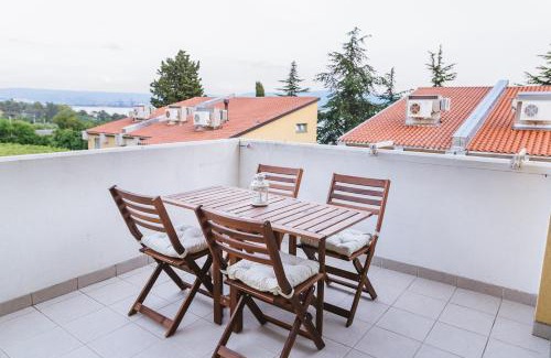 Ankaran Apartment | Apartma Joy - private beach
