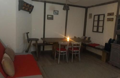 Radovljica House | Apartma Romana