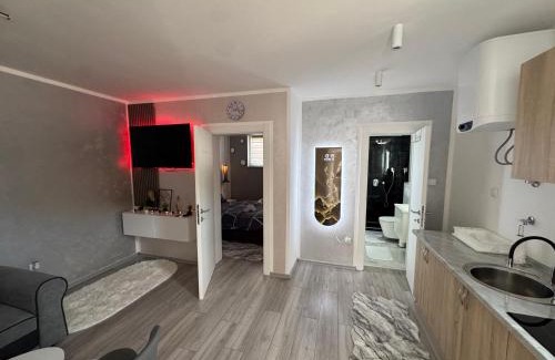 Foca Apartment | Apartman Đak