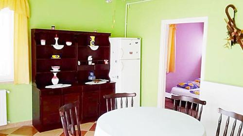 Abrahamhegy Apartment | Apartman Alexa