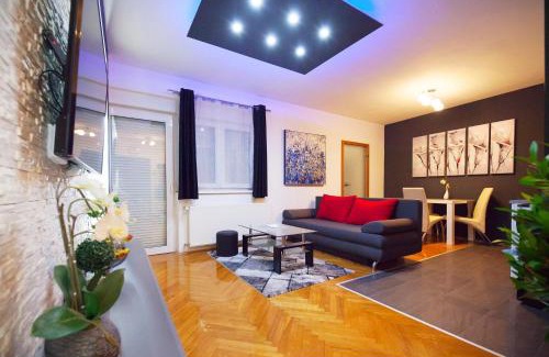 Osijek Apartment | Apartman Aurelius - private parking
