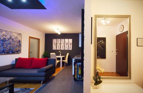 Osijek Apartment | Apartman Aurelius - private parking