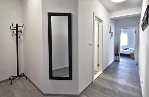 Dugopolje Apartment | Apartman Badi
