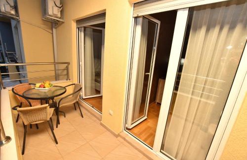 Golubovina Apartment | Apartman Budva