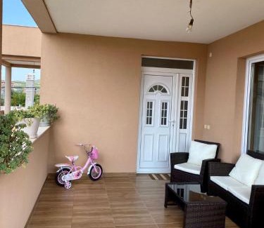 Burtaisi Apartment | Apartman Buki