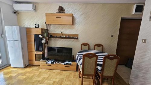 Lazi Apartment | Apartman Elijana