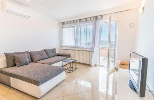 Sestanovac Apartment | Apartman Lara
