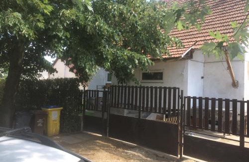 Sostogyogyfurdo Apartment | Apartman Luca