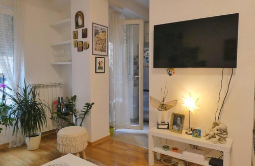 Cacak Apartment | Apartman Mara,Čačak,stan na dan