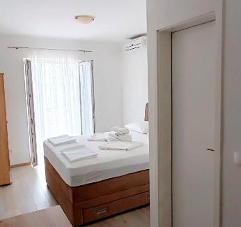 Baska Voda Apartment | APARTMAN MORE